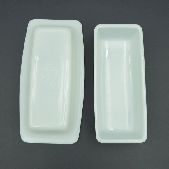 Pyrex Butterfly Gold Covered Butter Dish Gold Flower on White Lidded Butter Dish - Picture 4 of 7